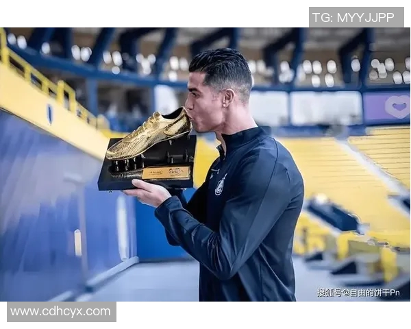 矮个子足球明星如何在绿茵场上创造辉煌成就与传奇故事